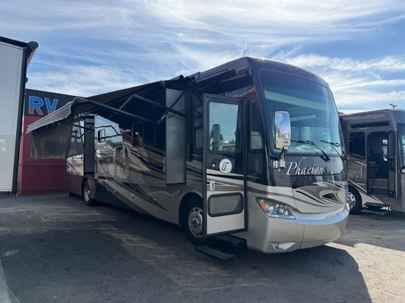 2013 Tiffin Phaeton 40QBH at WeRV