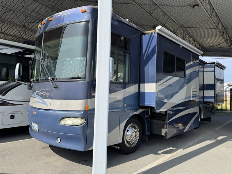 2006 Winnebago Journey 32T at WeRV
